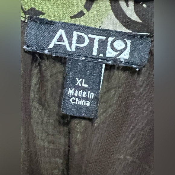 “Apt. 9” Top Greens, Browns, Tans (XL) Elastic Trim/Stretch Excellent Condition - Picture 4 of 6